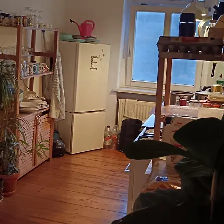 Apartman Double Bed In Sharing Berlin