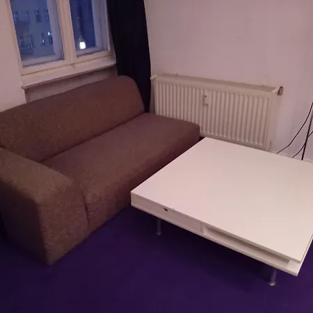 Double Bed In Sharing Apartment Berlin