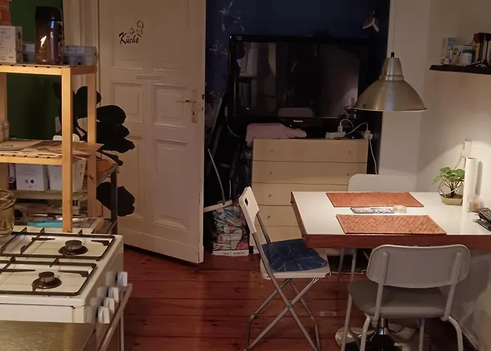 Double Bed In Sharing *