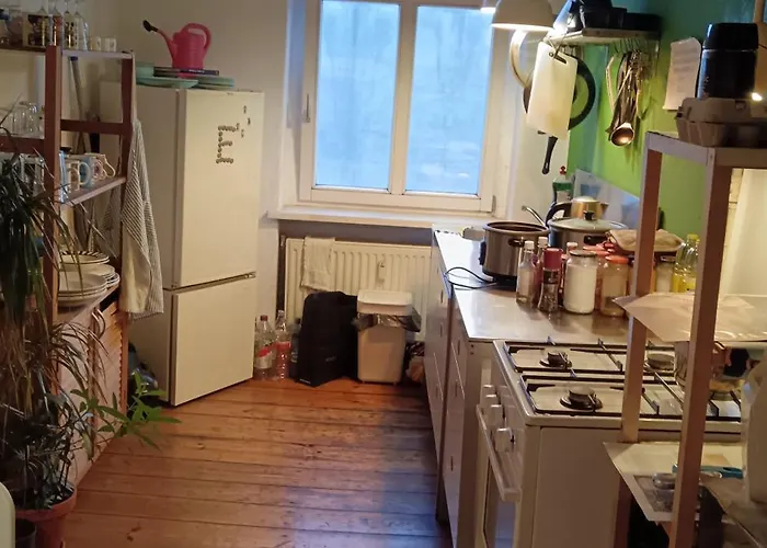 Double Bed In Sharing Apartmán *