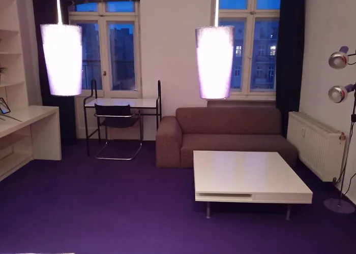 Double Bed In Sharing